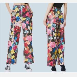 Alice + Olivia Black Floral Wide-Leg Pants